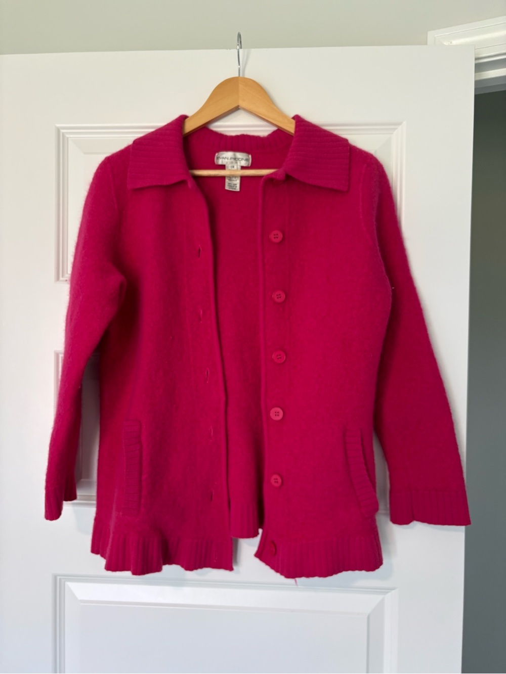 100% Wool Evan Picone Sweater Feminine Cardigan Dopamine Dressing Cottagecore